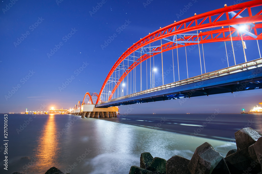 Obraz premium cargo terminals in the evening