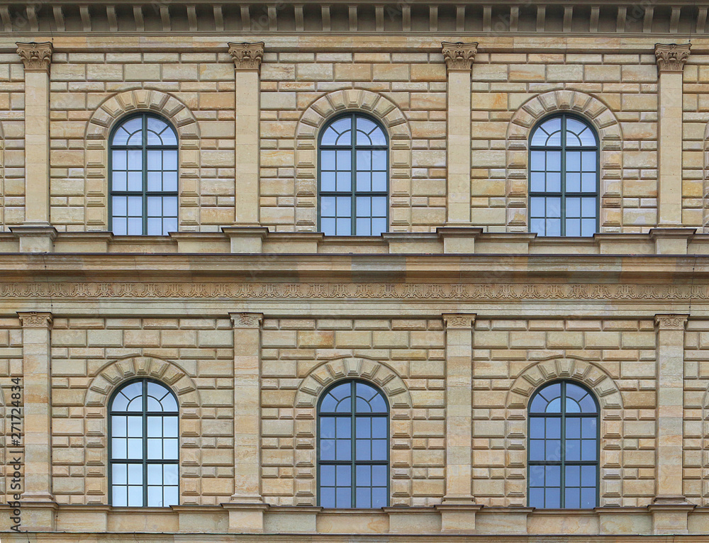 Obraz premium Decorative historic stone house front in Munich (Germany)