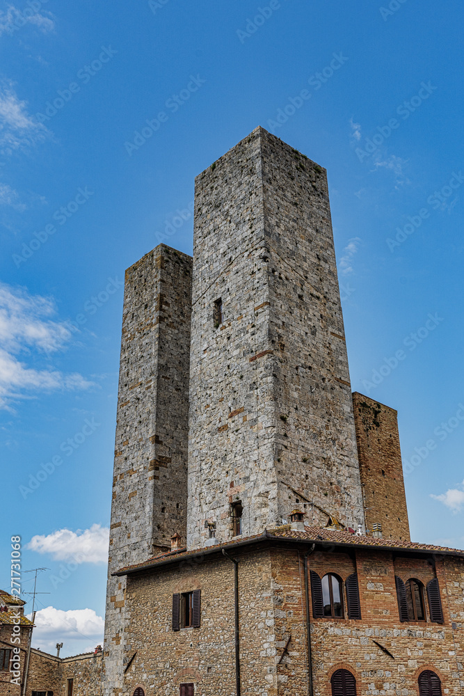 Zwei Türme von San Gimignano Toskana Italien