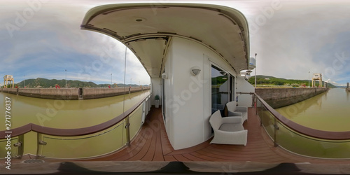 360VR Cruising through Iron Gate2 Locks photo