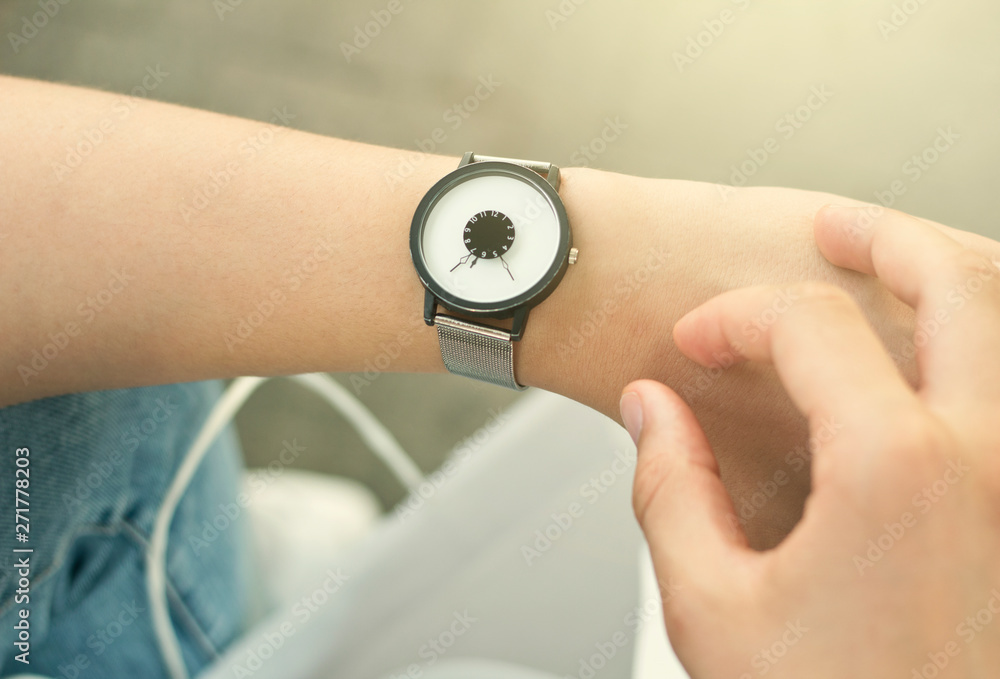 Fototapeta premium Stylish watch on man hand