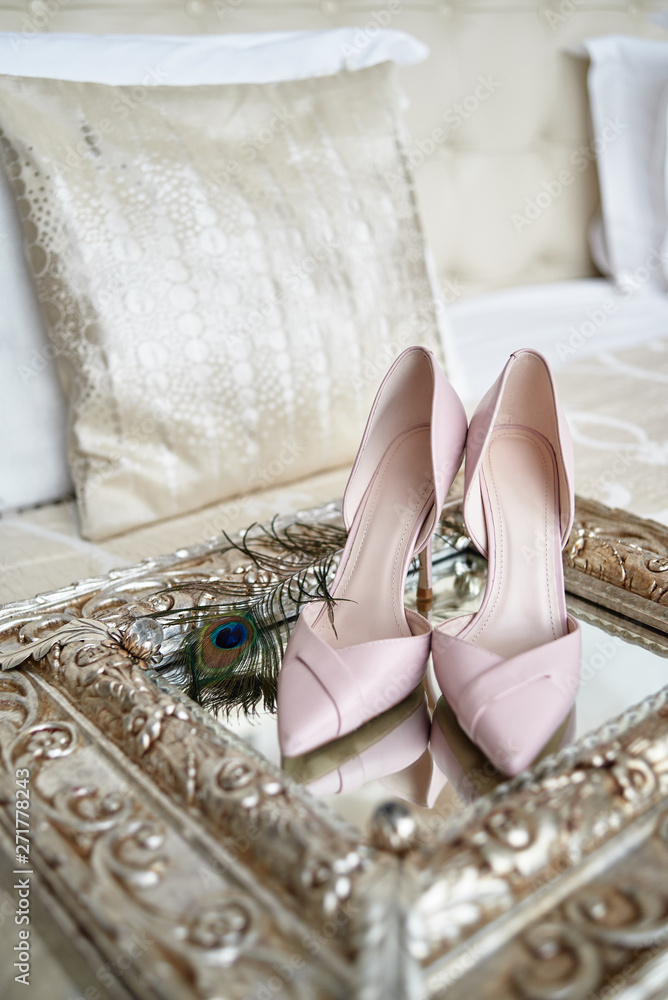 Mirror copy shoes on sale