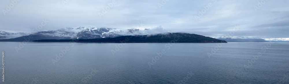 Glacier Bay National Park, Alaska, USA, is a natural heritage of the world, global warming, melting glaciers Glacier Bay National Park, Alaska, USA, is a natural heritage of the world, global warming, melting glaciers