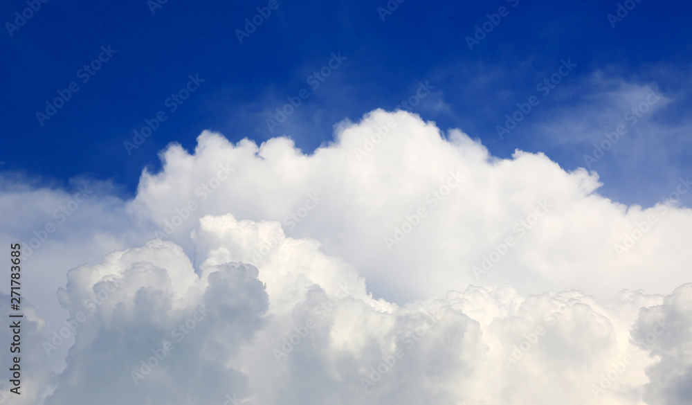 Obraz premium clouds in sky