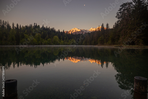 sunrise at the lake, crestasee © Samuel
