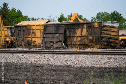 фотографія Box Car being Scrapped