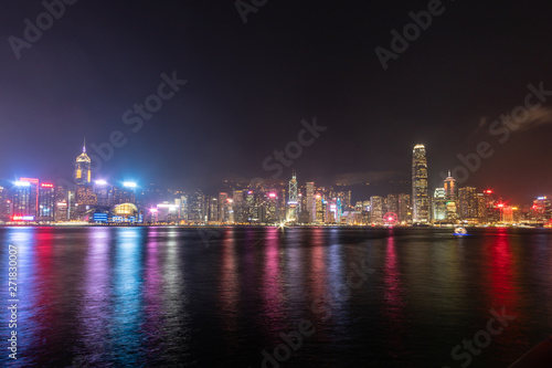 Night at the Victoria Harbour © danmal25