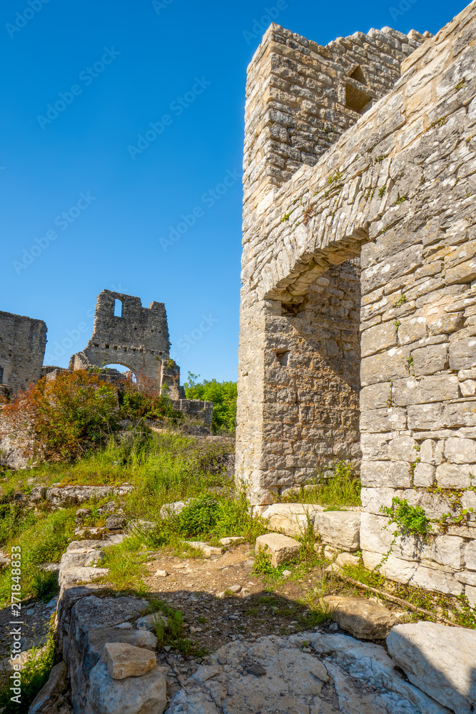 Geisterstadt Dvigrad, Istrien, Kroatien Geisterstadt Dvigrad, Istrien, Kroatien
