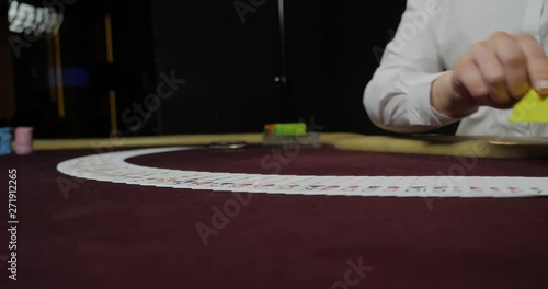 Casino, distribution of game cards