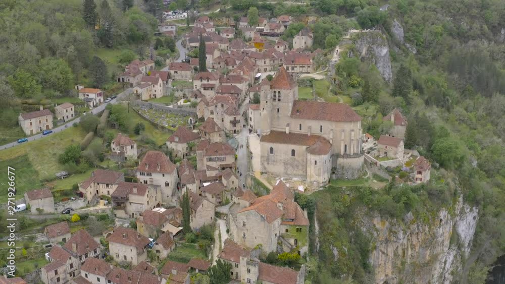 Old village Saint Cirq Lapopie. The town one of the most popular tourist destinations in the department, and the entire town is almost a museum. Quercy region, Occitanie, southern France Old village Saint Cirq Lapopie. The town one of the most popular tourist destinations in the department, and the entire town is almost a museum. Quercy region, Occitanie, southern France