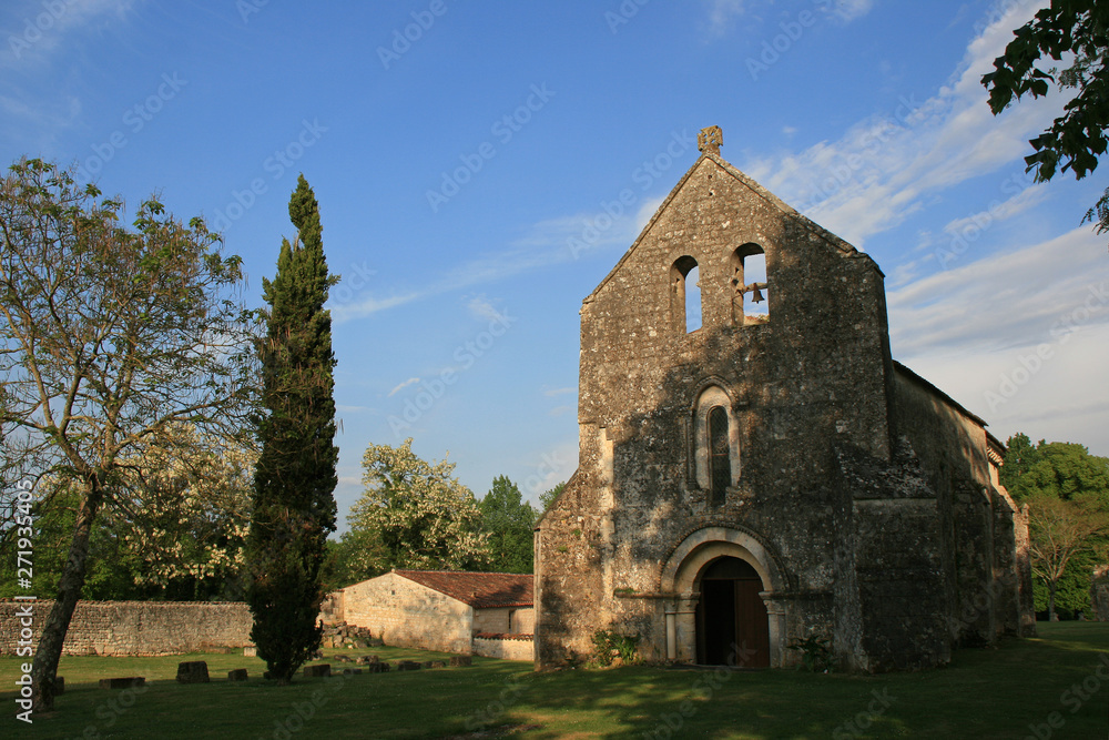 roman chapel in crazannes (france) 