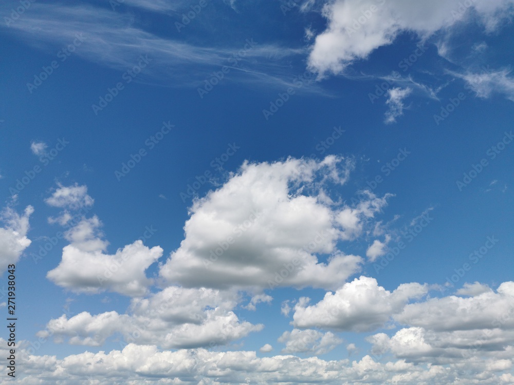 Fototapeta premium Blue sky and clouds