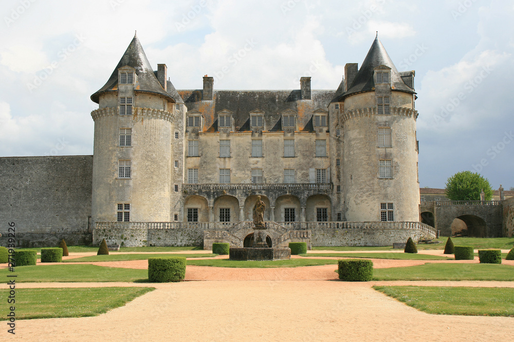 Roche-Courbon castle in Saint-Porchaire (france)