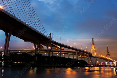    Night Bhumibol Bridge