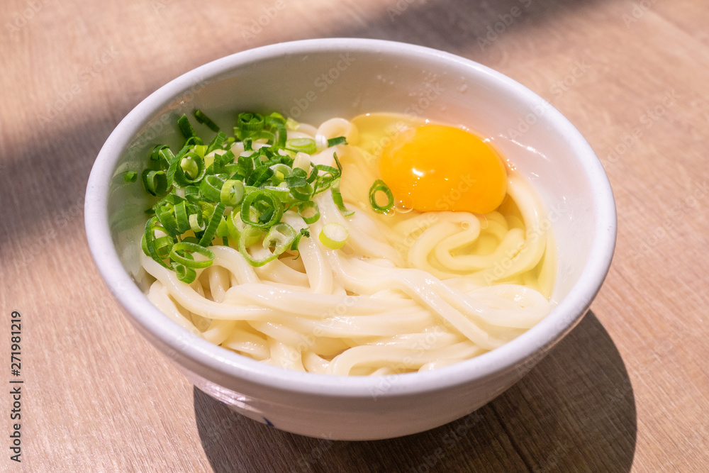 香川名物 讃岐うどん 釜玉うどん 香川名物 讃岐うどん 釜玉うどん