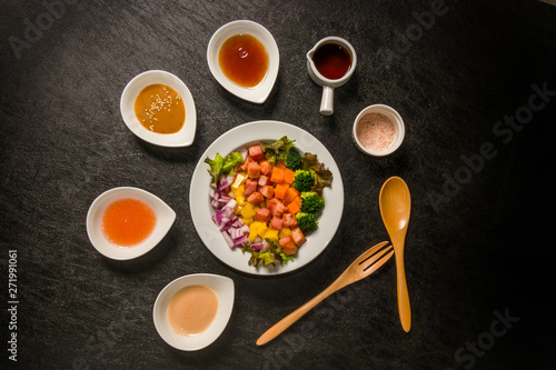 Fototapeta Naklejka Na Ścianę i Meble -  サラダ Beautiful and colorful chopped salad