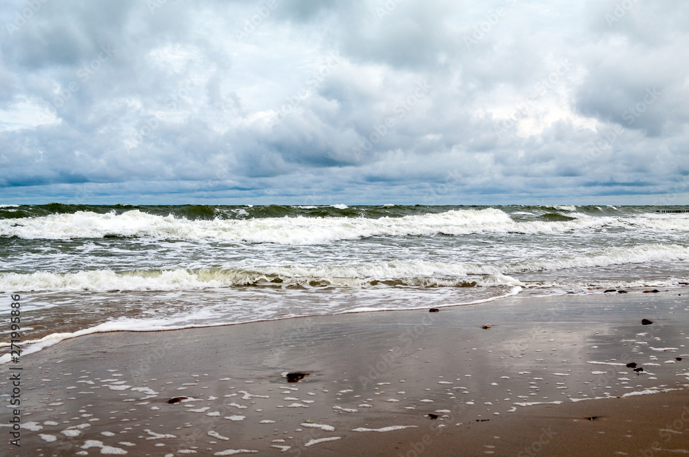 Storm on the northern coast of the Sambia Peninsula, Zelenogradsk, Kaliningrad region, Russian Federation Storm on the northern coast of the Sambia Peninsula, Zelenogradsk, Kaliningrad region, Russian Federation