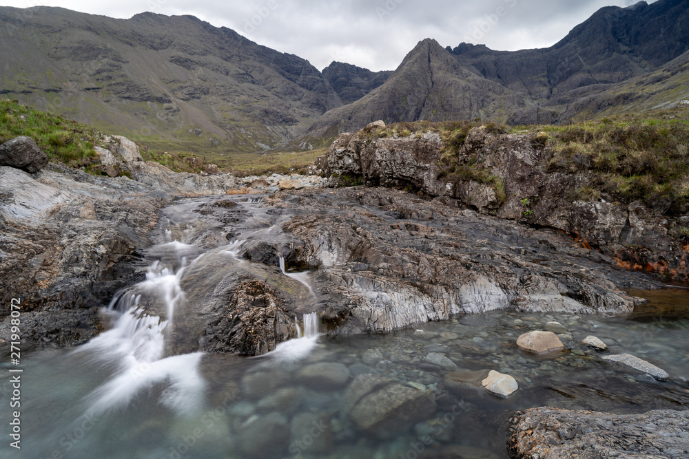 Obraz premium Isle of Skye Schottland Wasserfall