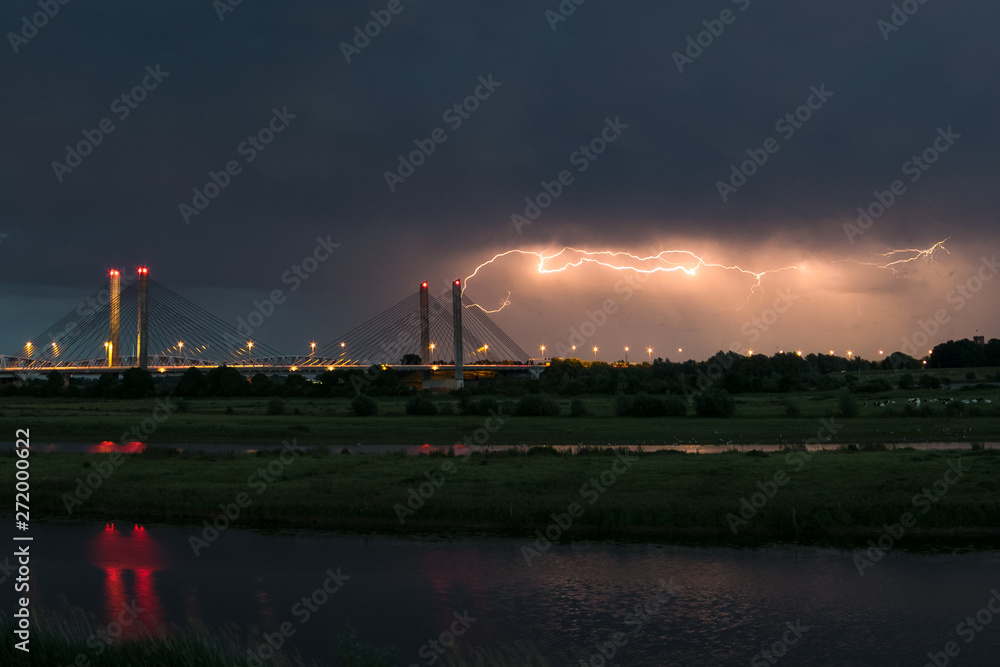 Obraz premium Bridge over the river 