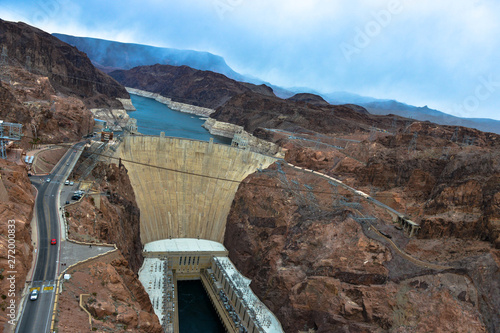 hoover dam in arizona