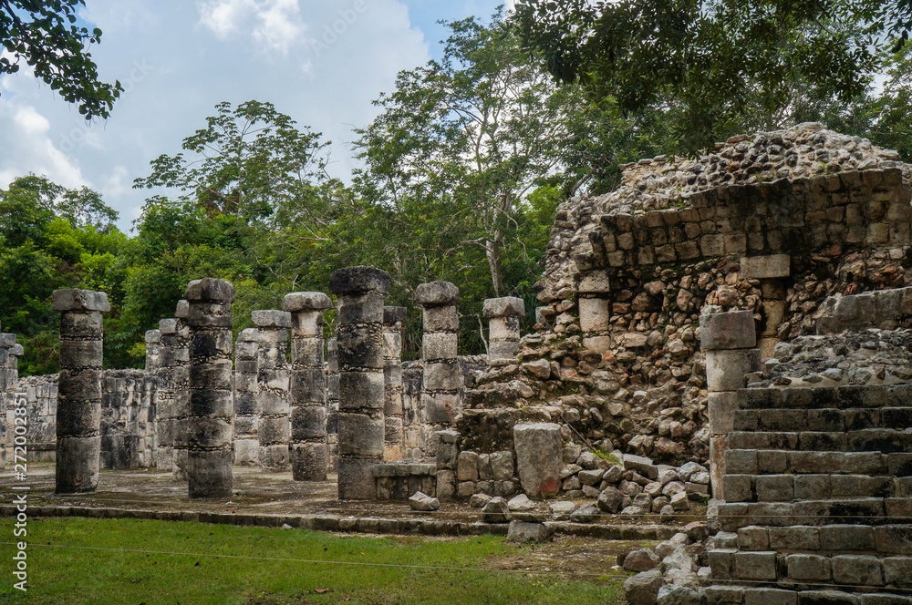 Chichén Itzá mayan ruins in Yucatán, México. New7Wonders of the World.                               