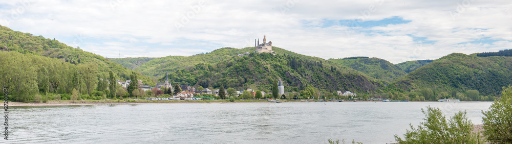 Panorama with Marksburg Castle (Marksburg zu Braubach, Burg Brubach) Rheinland-Pfalz-Braubach am Rhein Rhineland Palatinate Germany Panorama with Marksburg Castle (Marksburg zu Braubach, Burg Brubach) Rheinland-Pfalz-Braubach am Rhein Rhineland Palatinate Germany