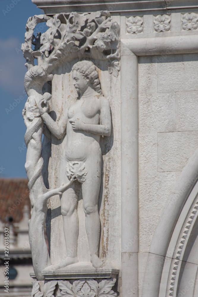 Palace of Doges,Venetia, Italia,march, 2019,exterior statues Palace of Doges,Venetia, Italia,march, 2019,exterior statues