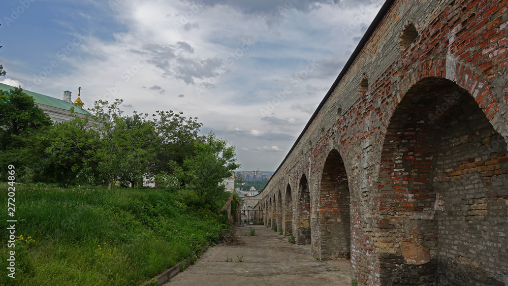 Kiev -Pechersk Lavra, fortress wall