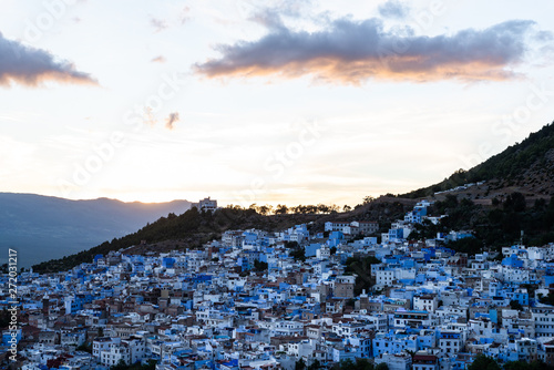 Sunset above Chefchaouen and the mountains © jusky16