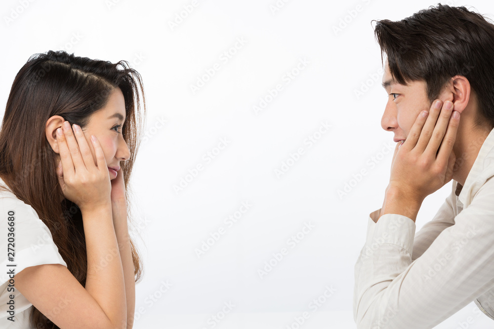対面する男女. Stock 写真 | Adobe Stock