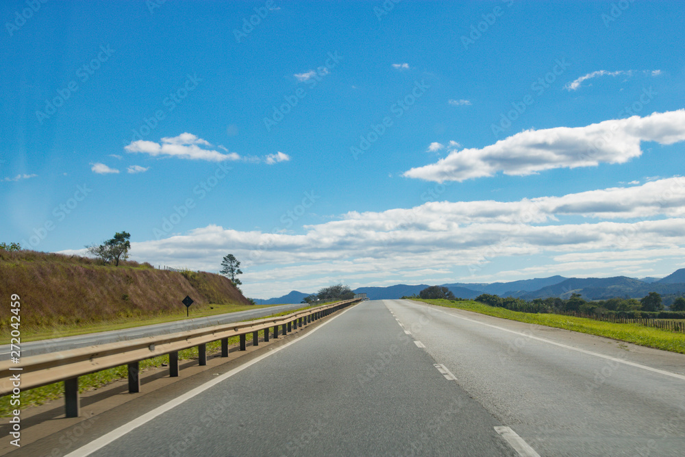 Fototapeta premium road in mountains