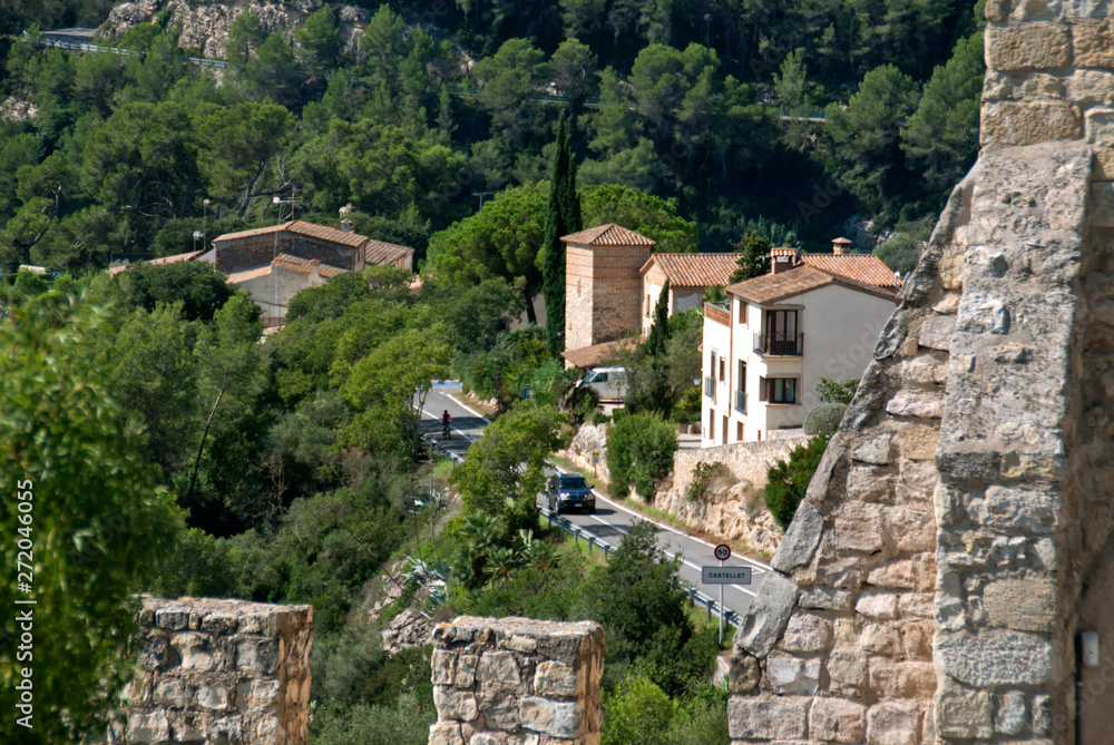vista del pueblo de Castellet en Tarragona (España)