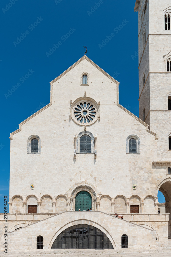Like a white ship in the middle of the sea. Trani, cathedral of San Nicola Pellegrino. Puglia. Italy