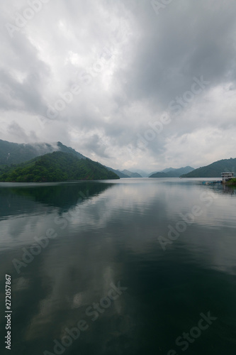 初夏の奥只見湖