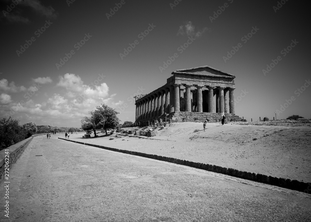 Obraz premium Agrigento (Sicilita), Valle dei Templi