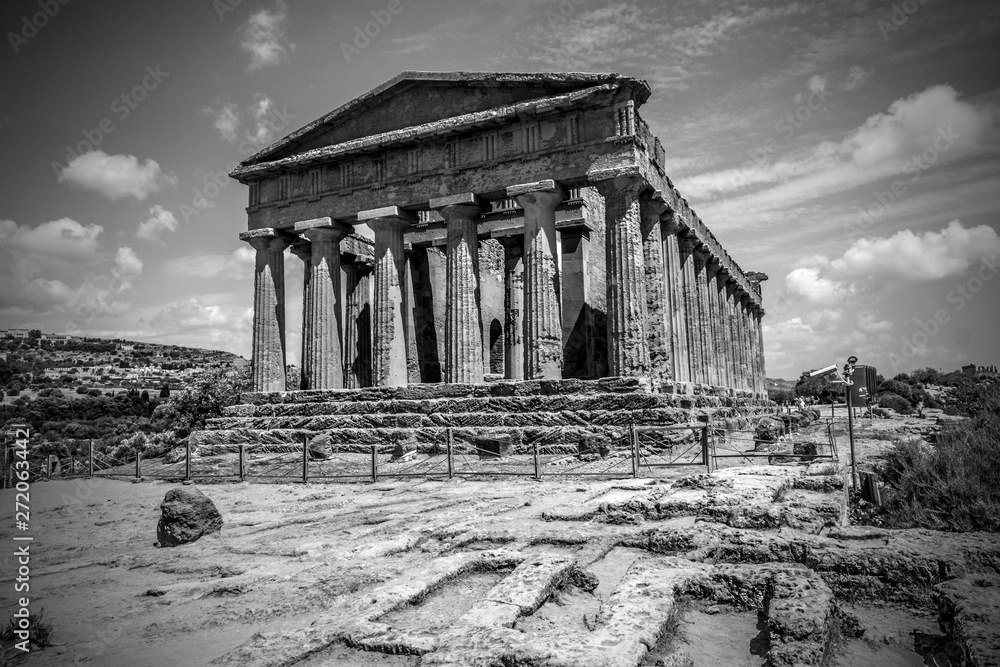 Fototapeta premium Agrigento (Sicilita), Valle dei Templi