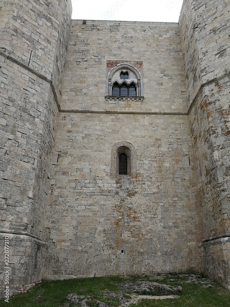Andria - Trifora di Castel del Monte Andria - Trifora di Castel del Monte