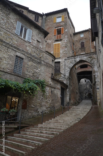 Fototapeta Naklejka Na Ścianę i Meble -  Door of Saint Ercolano in Perugia - Italy