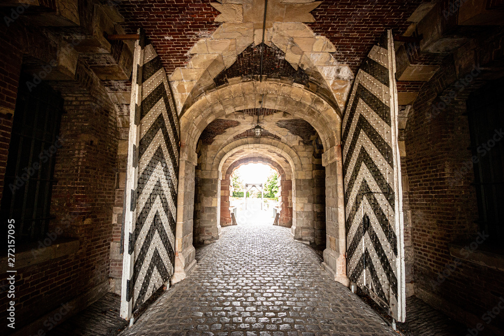 Altes Tor im Durchgang der Zitadelle in Wesel