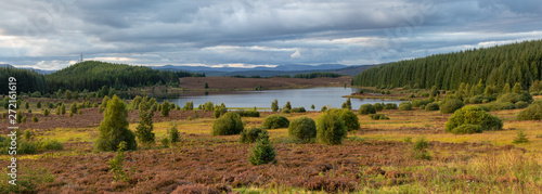 Scotland has many lakes. Some are small indeed, but most of them are very big and can be hiked on their shores. As the weather is bad most of the time, one can be really prepared with bad weather gear