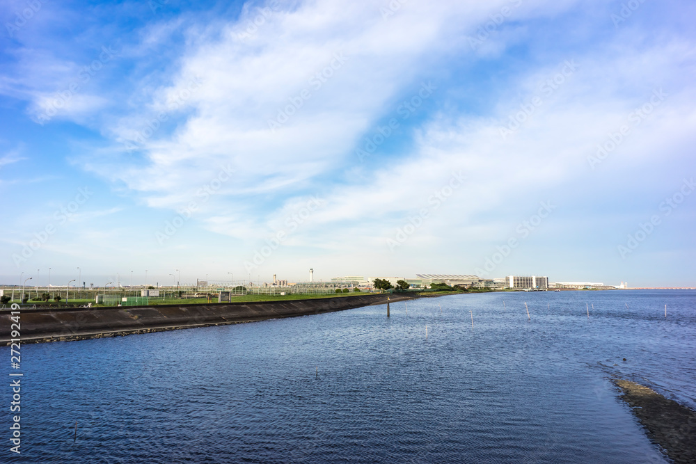 多摩川河口と羽田・川崎の風景