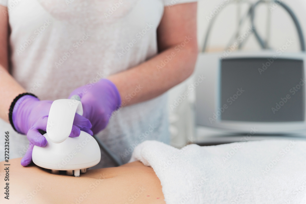 Naklejka premium Woman having beauty treatment