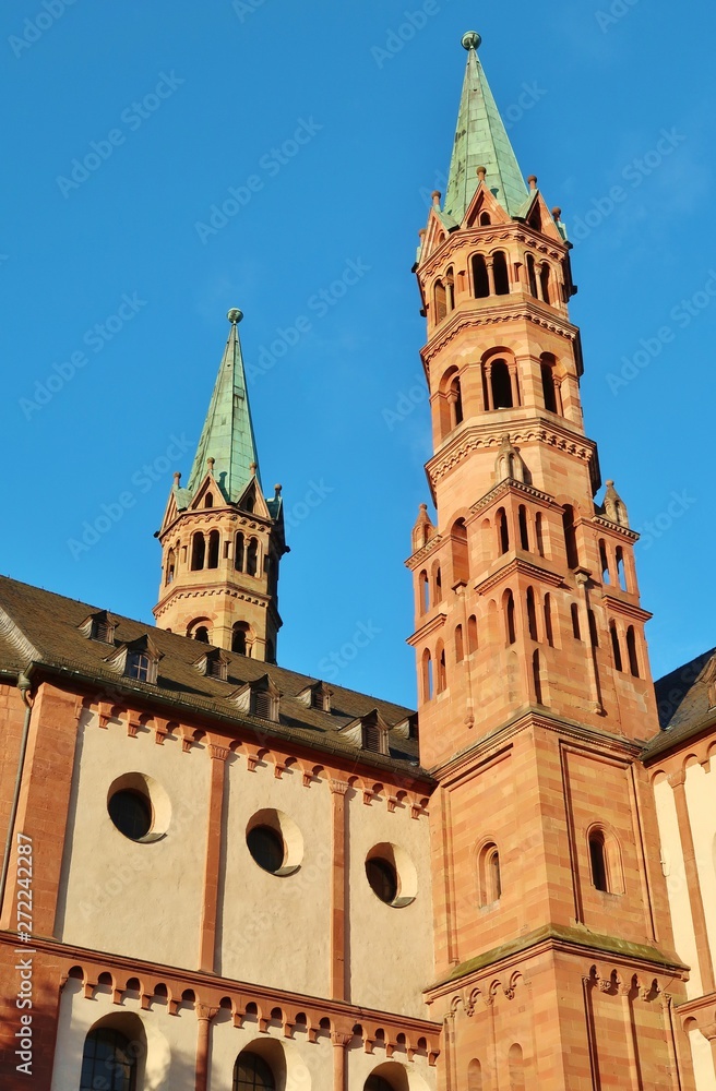 Würzburg, Dom St. Kilian, östliches Turmpaar