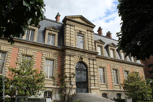 Institut Pasteur à Paris.