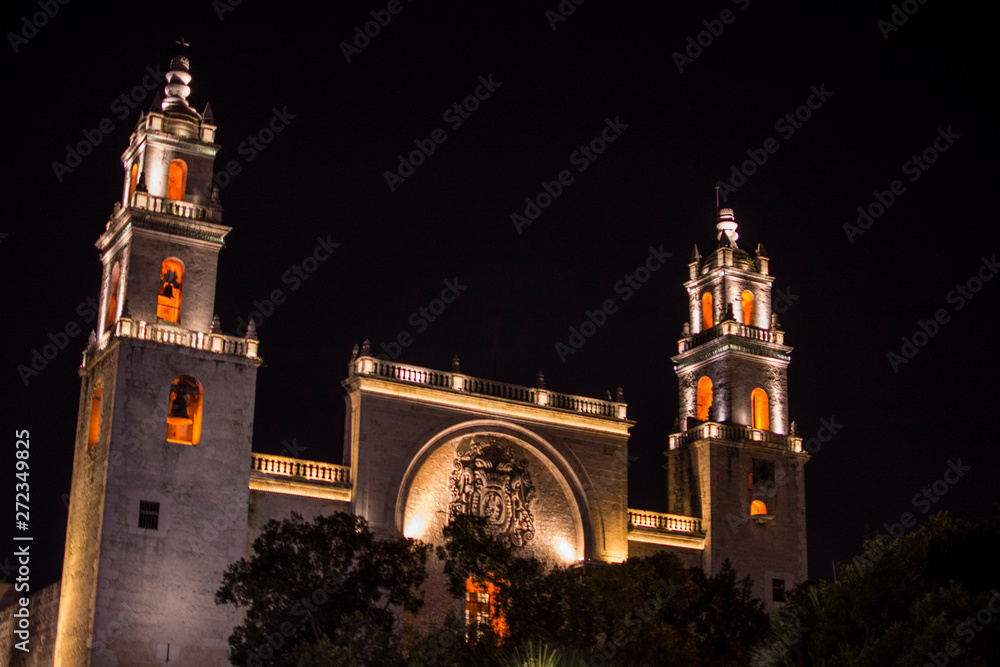 Naklejka premium Merida's Cathedral at Night in the summer