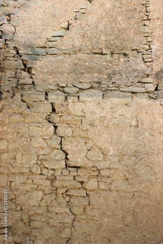 Alter Giebel mit Riss               