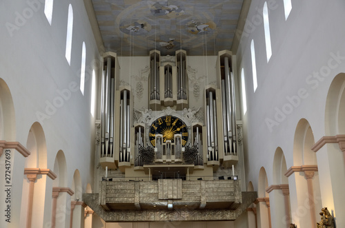 Wallpaper Mural Orgelempore im Dom St.Kilian, Würzburg Torontodigital.ca