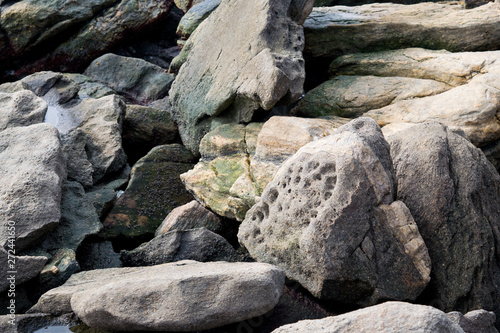 Rochas na natureza marítima