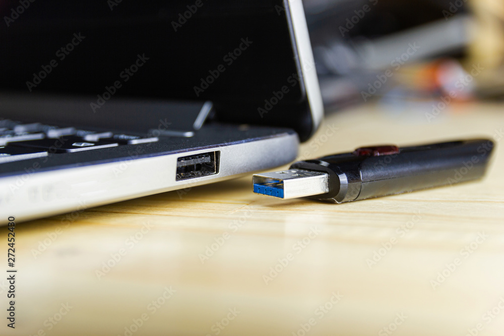 flash drive with laptop computer for conncet to USB port flash drive with laptop computer for conncet to USB port