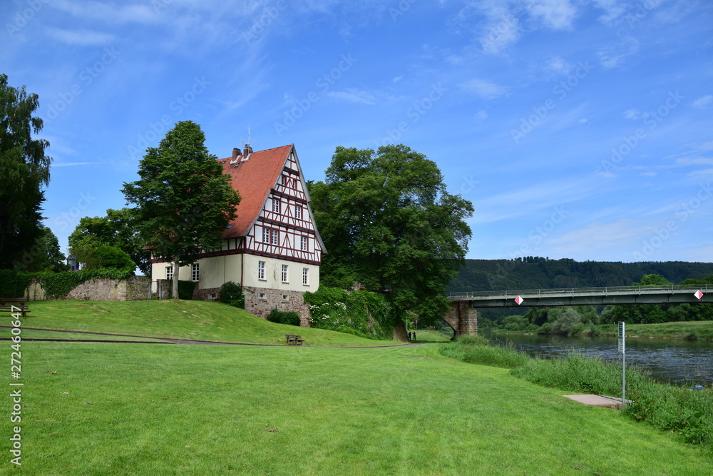 Fototapeta premium Rathaus in Gieselwerder an der Weser